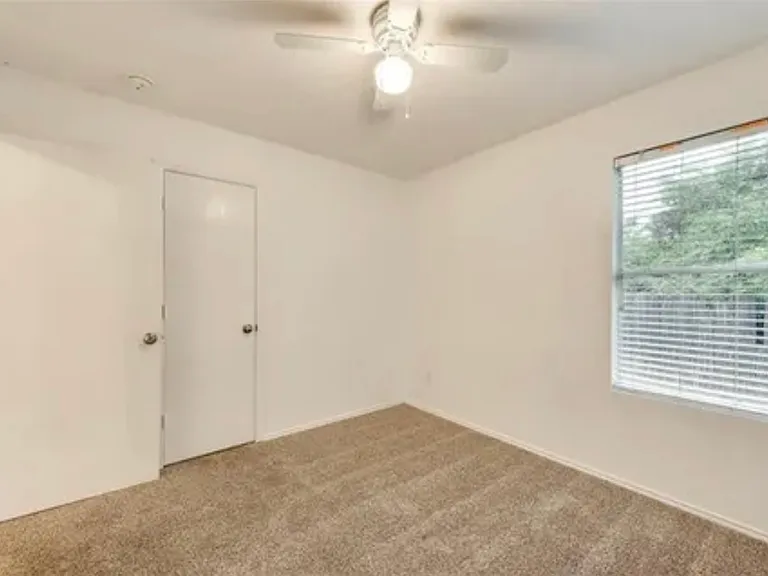7782 Concordia Ln — Photo 11