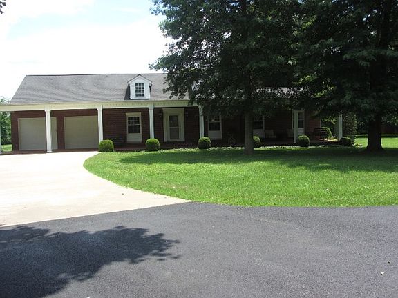 2nd image of 4100 Metropolis Lake Road