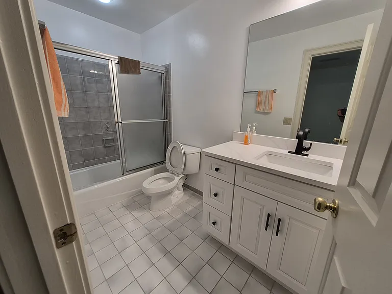 1835 Brandon Hall Dr — Photo 5