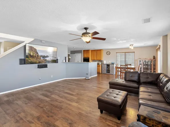 3524 Clear Creek Pl NE, Rio Rancho, NM 87144
