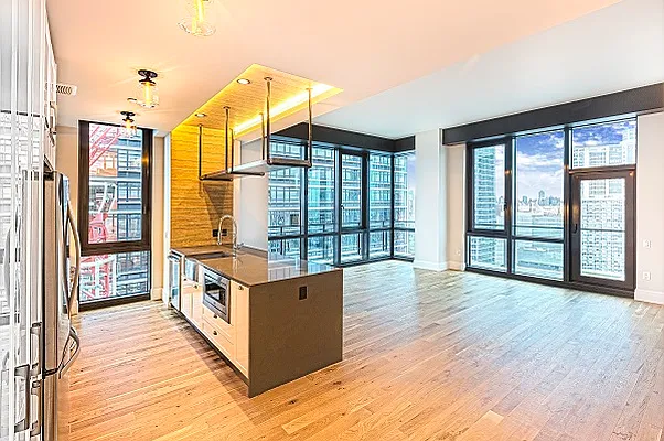 Rented by The KCI Group | media 76