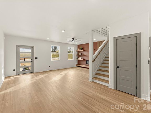 5th image of 5305 Grand Canyon Rd NW