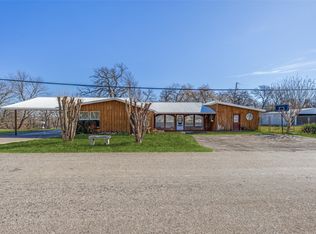 172 Mohawk Dr, Gordonville, TX 76245