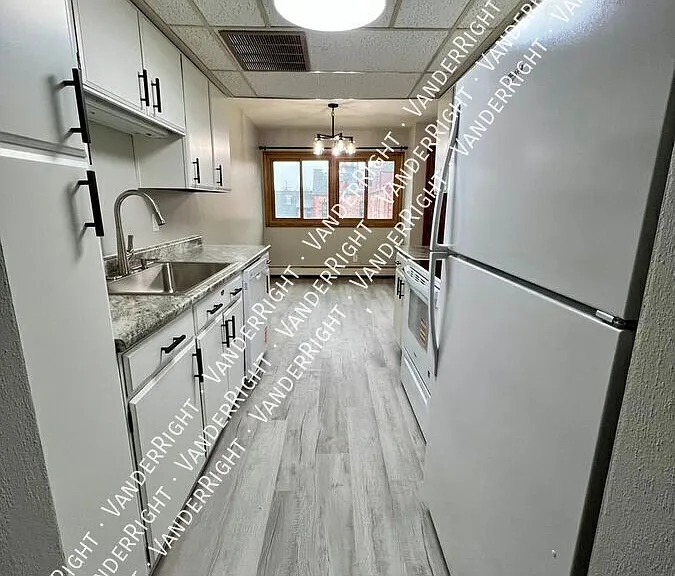 Carriage Hills Apartments — Photo 33