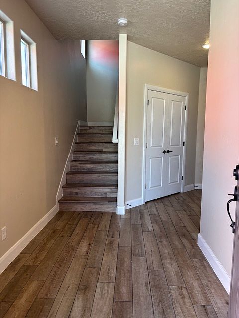 Front Door hallway with big closet