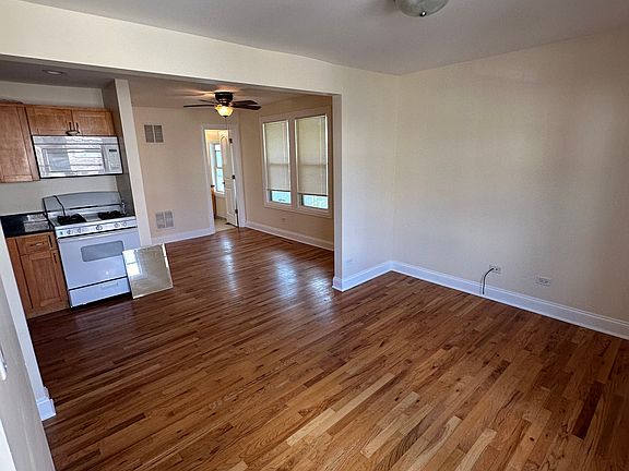 5th image of 4937 S Seeley Ave #3