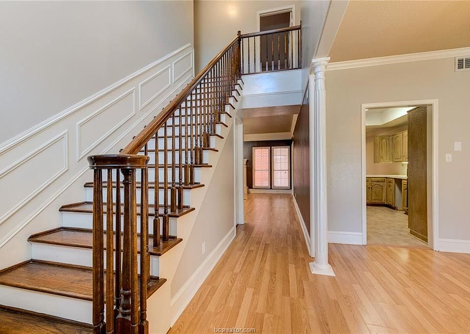 1st image of 4400 Carter Creek Pkwy #305