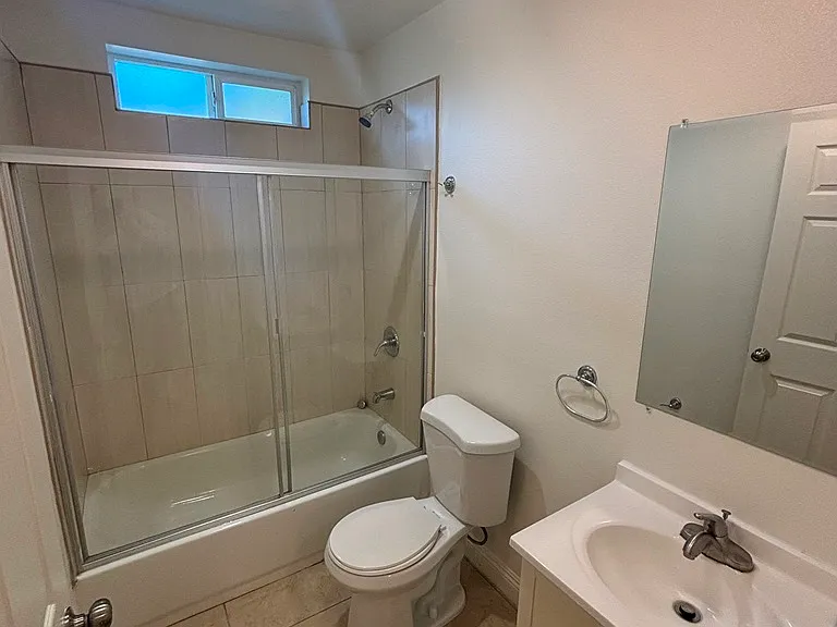148 E 84th Pl — Photo 10