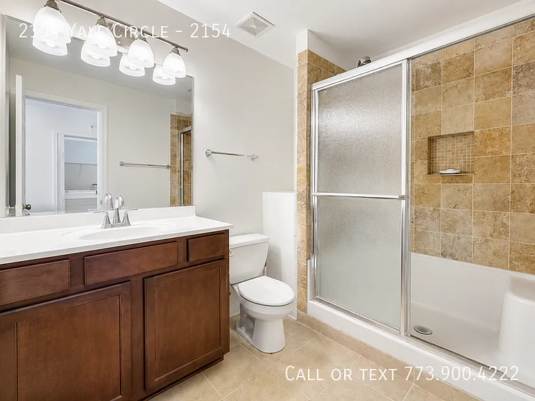 2154 Yale Cir #2154 — Photo 10