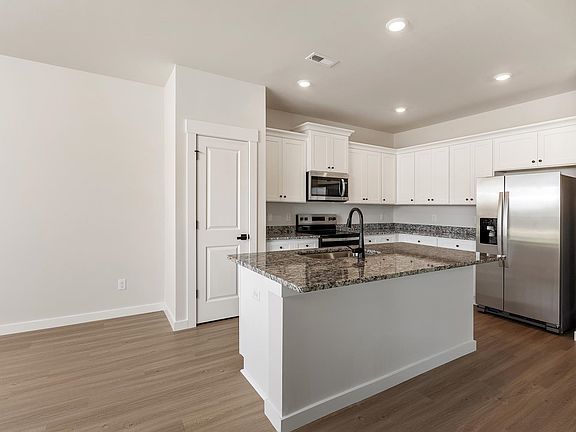 5th image of 1428 Wild Indigo Way