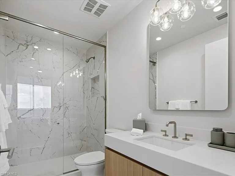 5100 Seagrass Blvd #306 — Photo 37