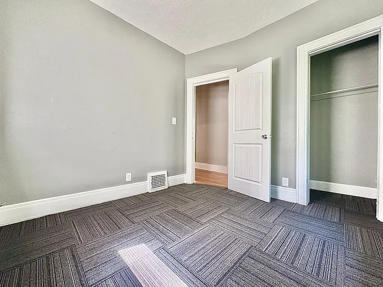 1034 Huey St — Photo 10
