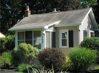 129 Desmond Rd, Rochester, NY 14616