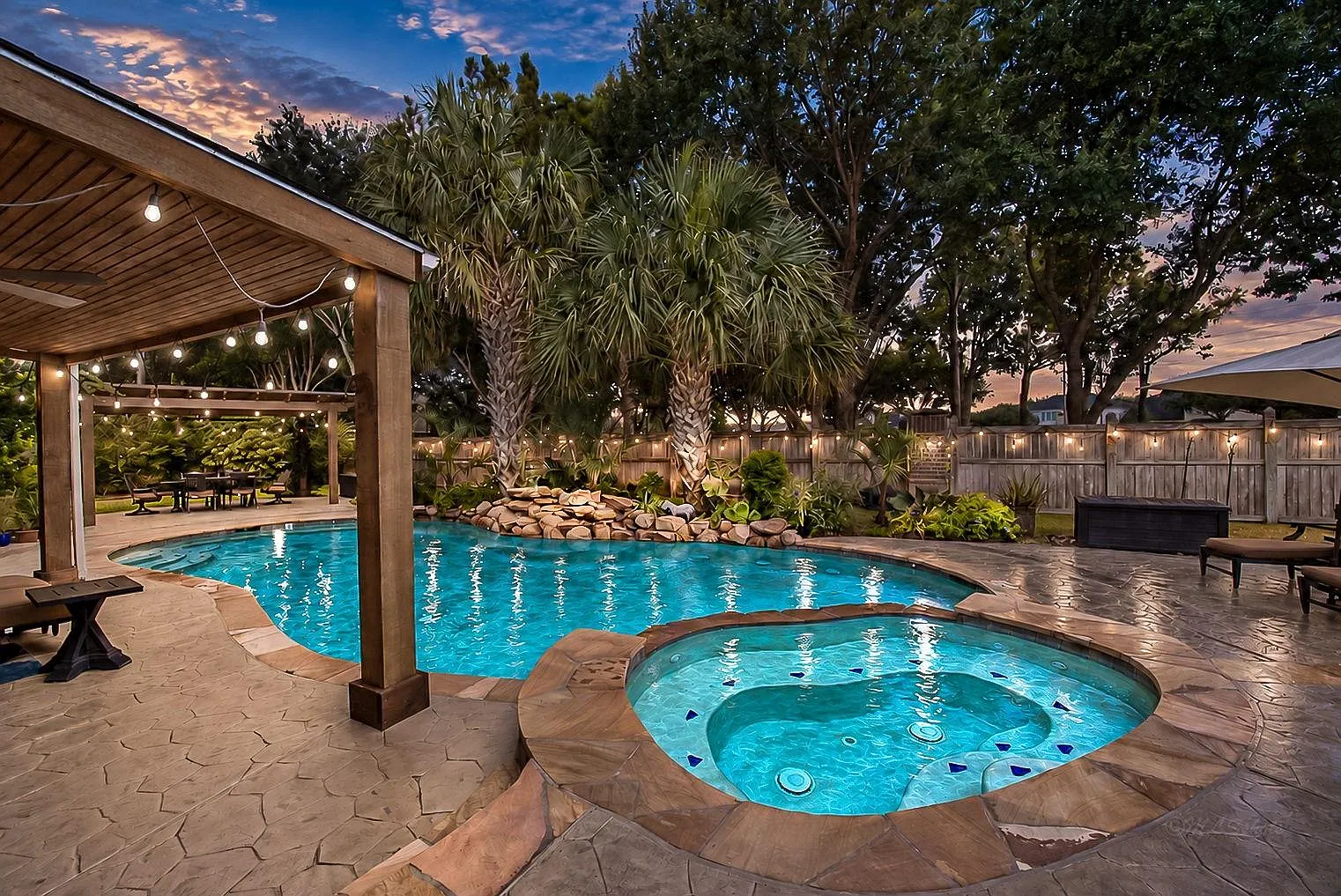 4 bed, 3.0 bath, 3000 sqft, $4,000 — Photo 3