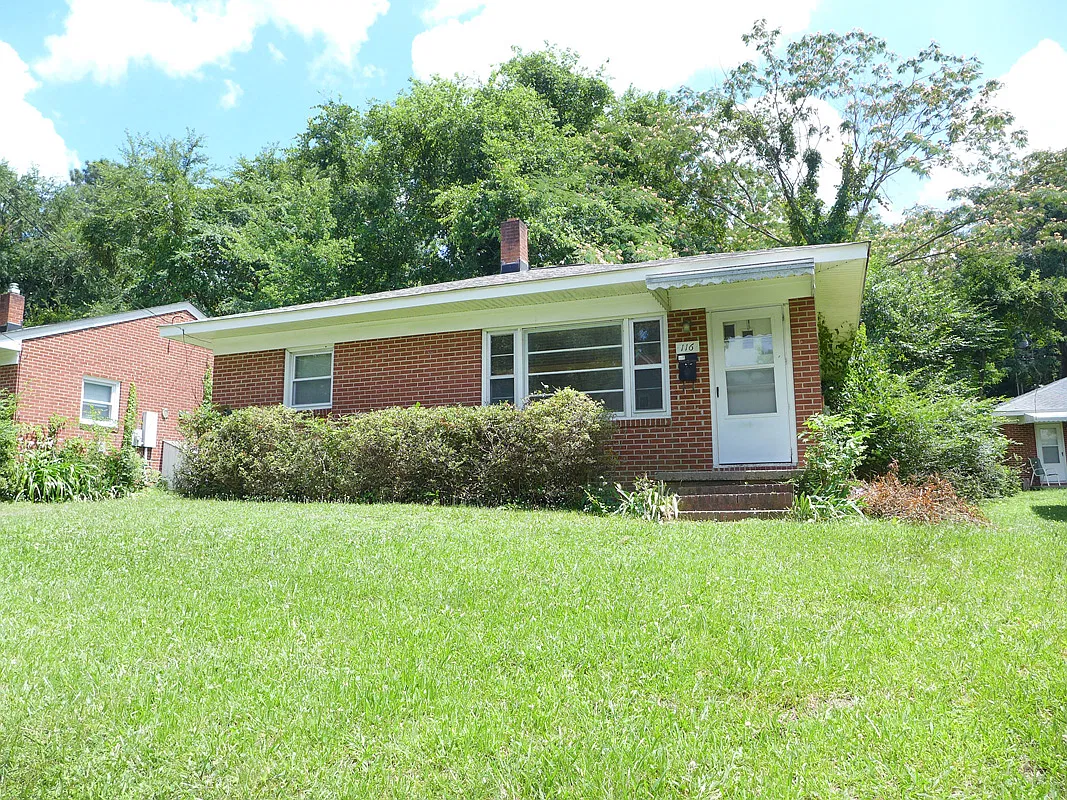 2 bed, 850 sqft, $1,650 — Photo 2