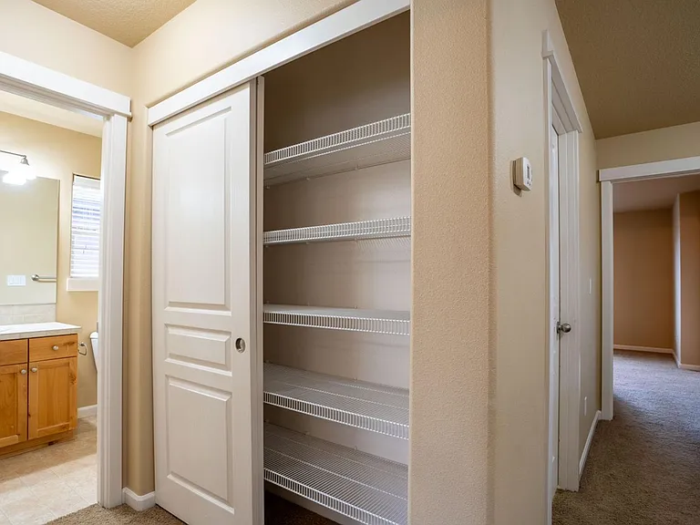 20487 Brentwood Ave — Photo 26