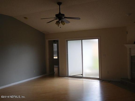 5th image of 2564 Royal Pointe Dr