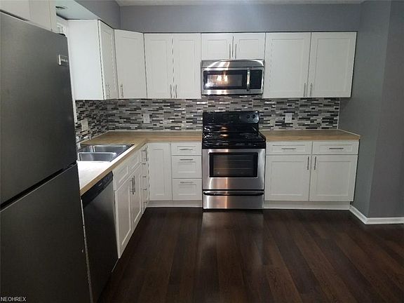 3rd image of 3579 Gottschee Ct