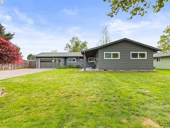 3rd image of 1394 NE Arrowwood St