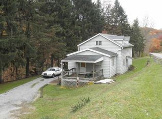 2677 Hemmerle Rd, Ambridge, PA 15003