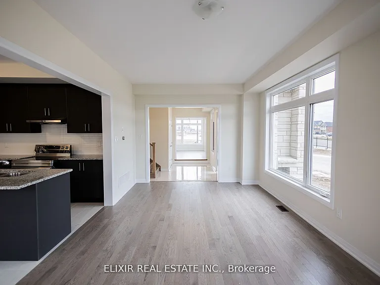 20 Molnar Cres — Photo 28
