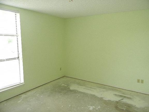 2nd image of 3812 Tapestry Ct