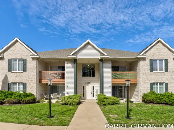 12233 S Crystal Waters Dr Unit 2, Holland, MI 49424