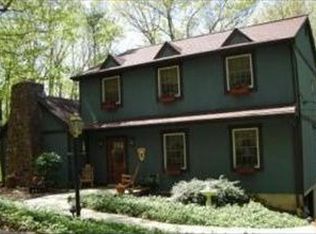 213 Spring Hill Ln, Lebanon, PA 17042