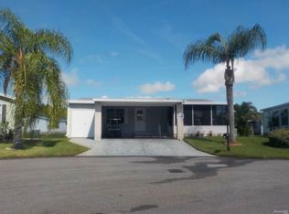 571 Tulip Cir E, Auburndale, FL 33823