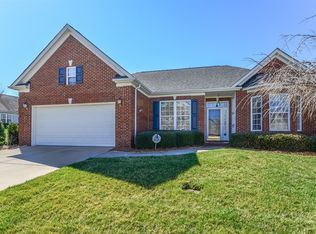 3225 Sapphire Ln, Fort Mill, SC 29708