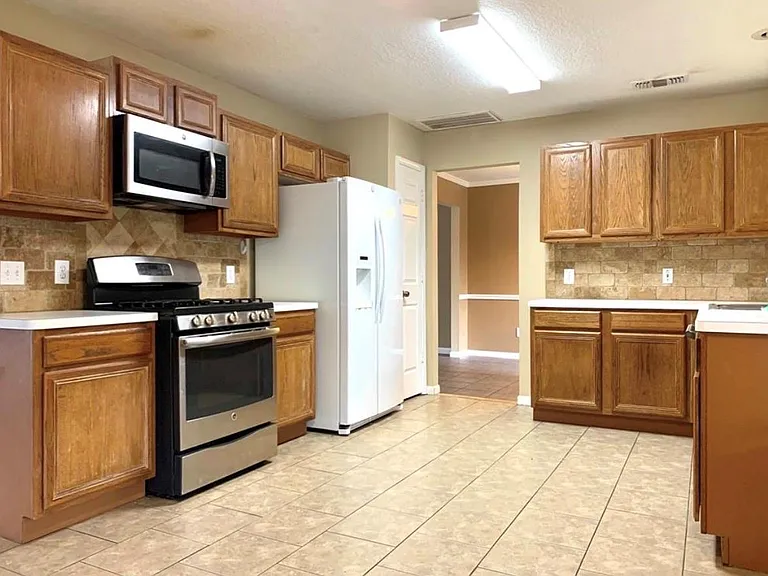 20615 Valley Wells Dr — Photo 4