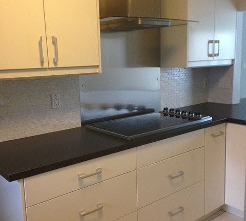 5th image of 6706 S Parkway Dr