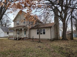 408 1st St, Osawatomie, KS 66064