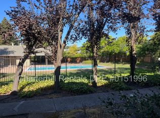 1352 Gold Way, Rohnert Park, CA 94928