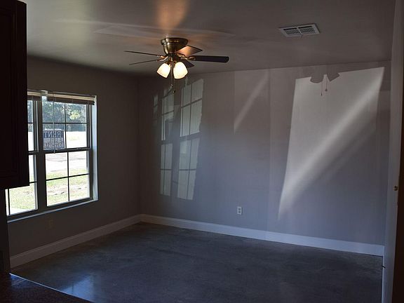 2nd image of 420 S Landry Dr APT B