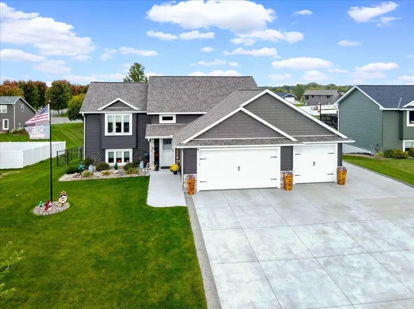 366 Bluebill St, Baldwin, WI 54002