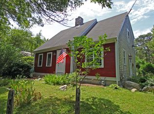 333 Quaker Meetinghouse Rd, Sandwich, MA 02537