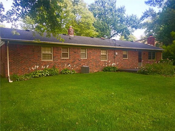 4th image of 428 Brixham Ct