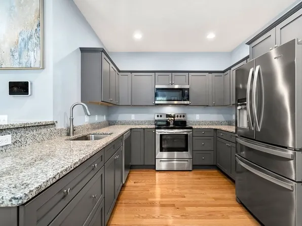 668-668 Burncoat St #B, Worcester, MA 01606