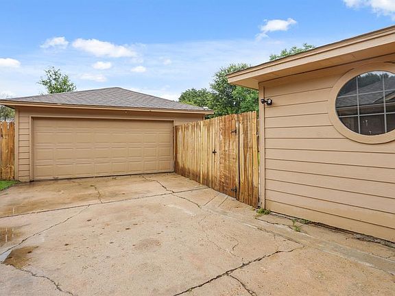 4th image of 22114 Merrymount Drive
