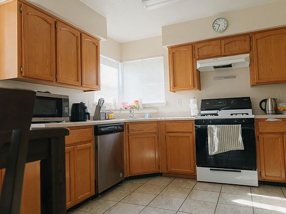 4th image of 12200 Green Vine Ct