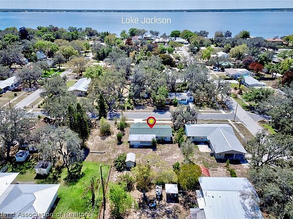 4th image of 1110 Taseschee Dr