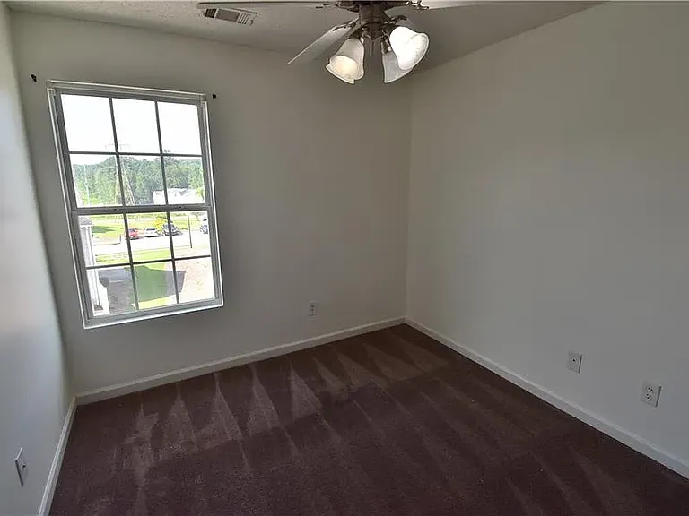1479 Box Cir — Photo 10