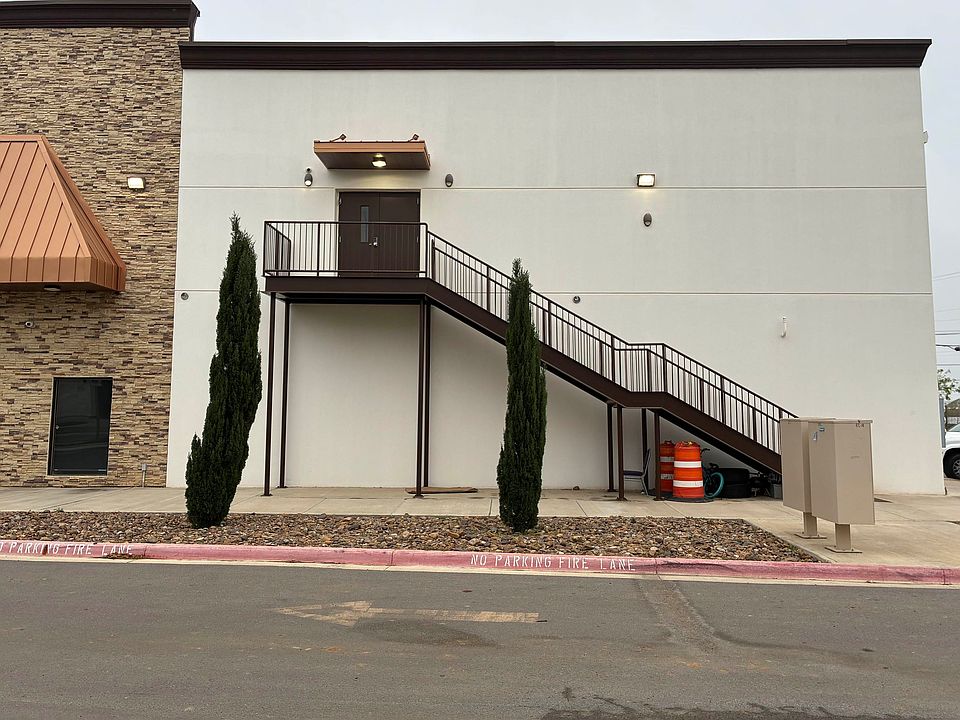 8218 Casa Verde Rd #11, Laredo, TX 78041 | Zillow