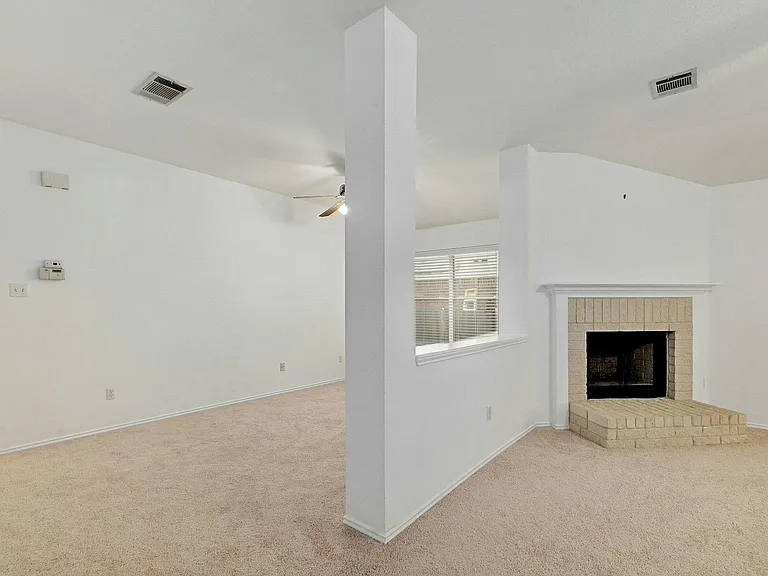 8605 Ganttcrest Dr — Photo 5