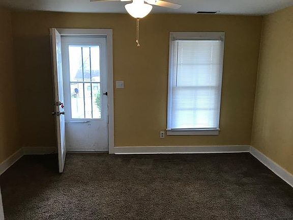 3rd image of 407 Grandview Ave
