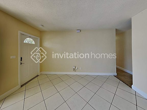 4th image of 3361 NW 46th Ave