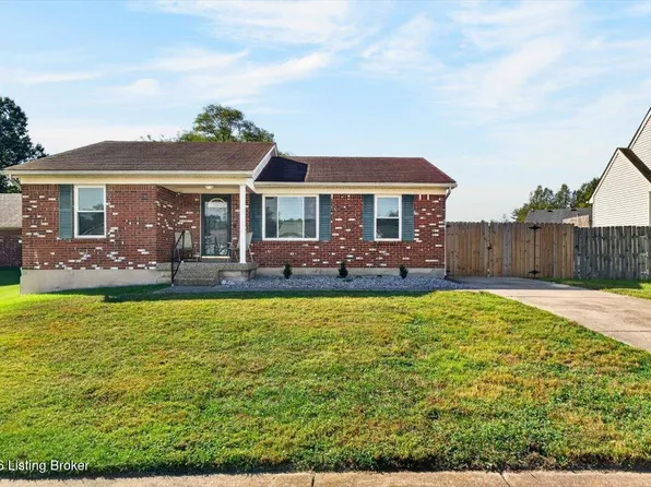 7102 River Field Dr, Louisville, KY 40258
