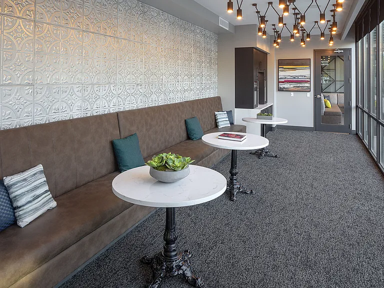 Oak Street Lofts — Photo 25
