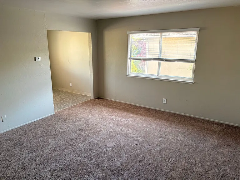 5635 Hoffman Ct — Photo 4